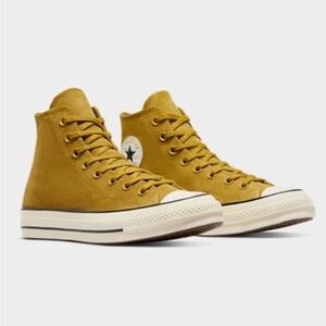 Converse Men's Chuck 70 Suede Sandy Taupe Brown High Top Sneakers